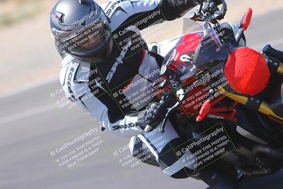 media/Sep-25-2023-Moto Forza (Mon) [[81ffa65e0a]]/B-C Group/Session 3 (Turn 16 Inside)/